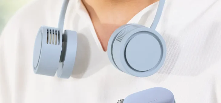 くるっと巻いてスッキリ収納！首かけ扇風機「Rolling」に爽やかな新色スカイブルー登場